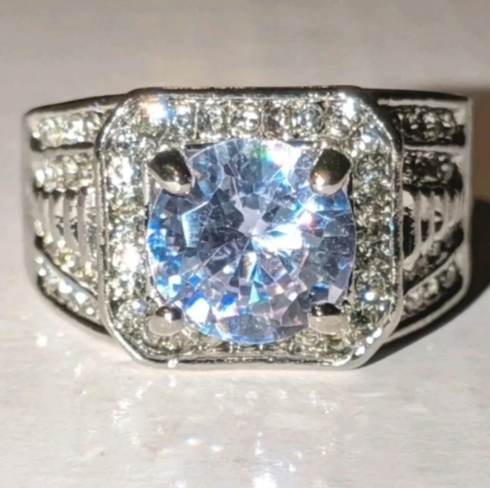 Classic Mens Dazzling 3ct Round Cut Lab Created Diamond Engagement ring